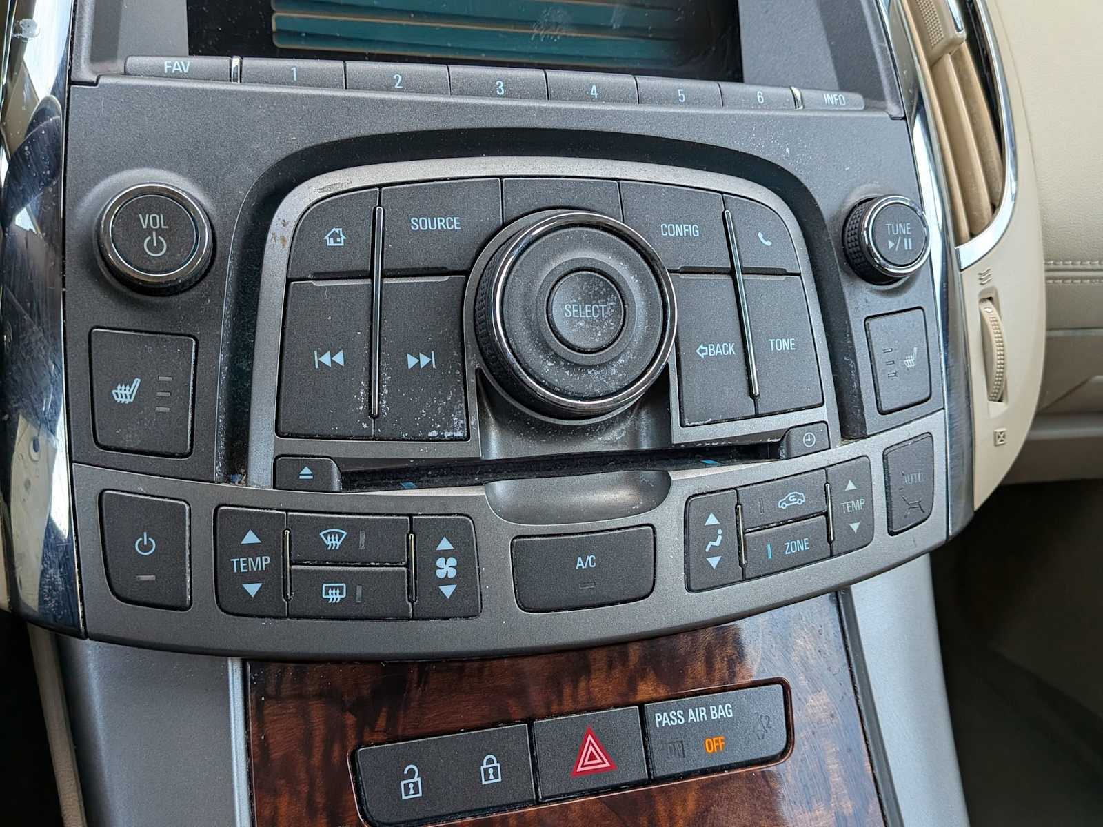 Thumbnail: 2013 Buick LaCrosse - 29