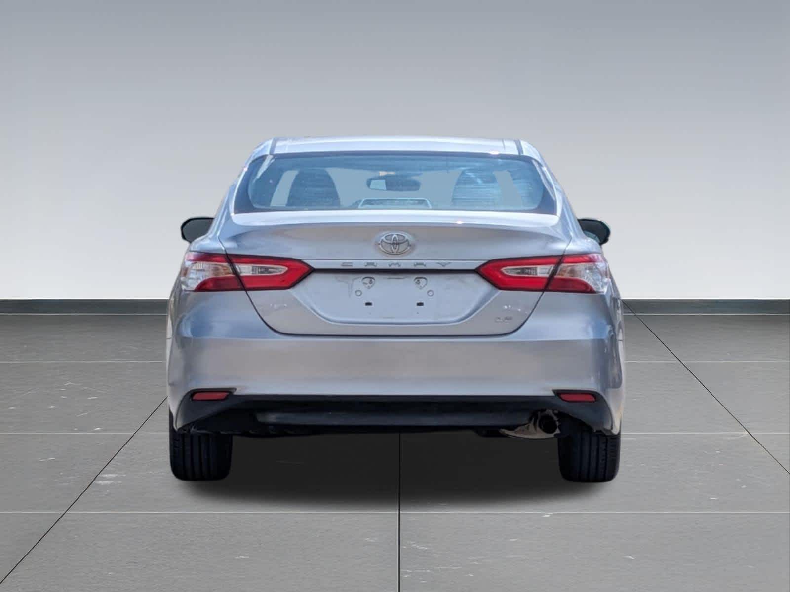 Thumbnail: 2018 Toyota Camry - 4