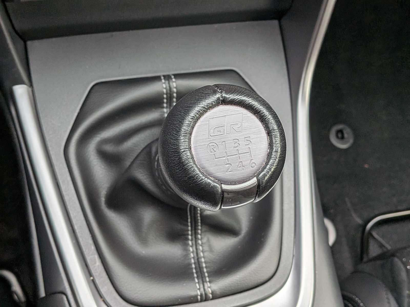 Thumbnail: 2024 Toyota GR86 - 26