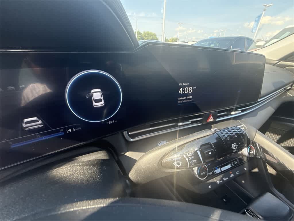 Thumbnail: 2025 Hyundai Elantra - 25