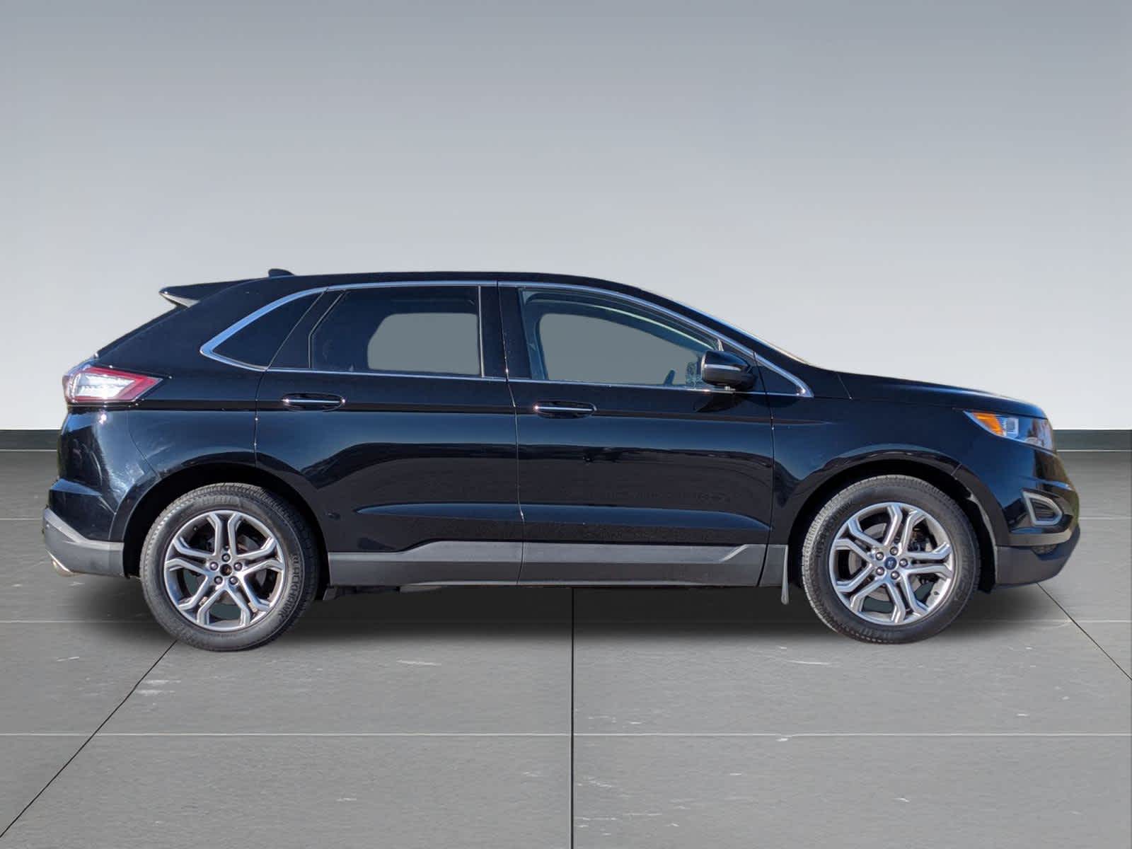 Thumbnail: 2016 Ford Edge - 7