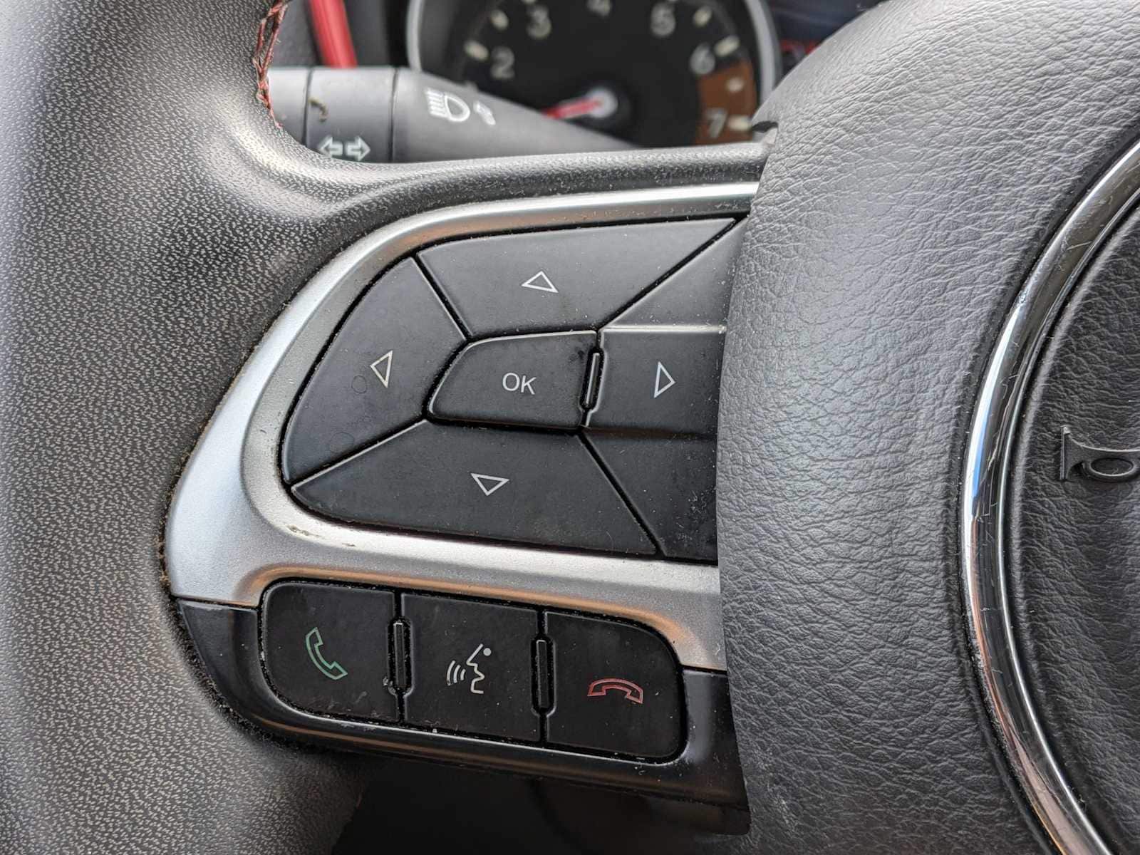 Thumbnail: 2021 Jeep Compass - 22