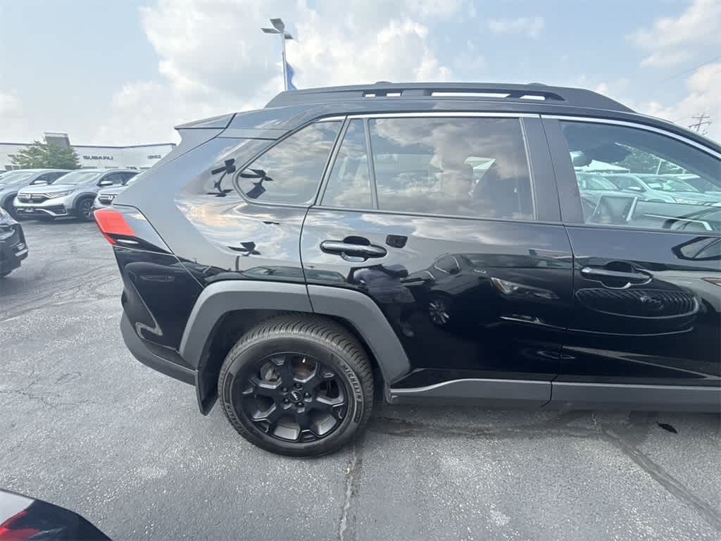 Thumbnail: 2020 Toyota RAV4 - 6