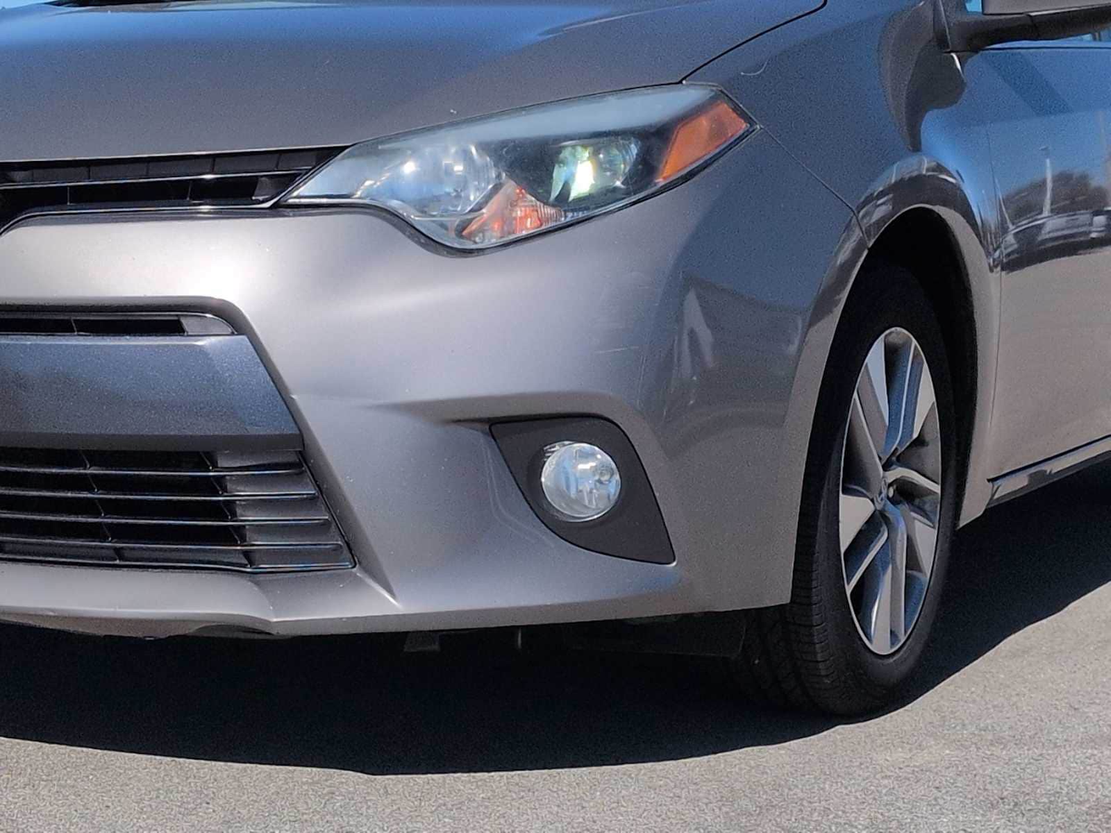 Thumbnail: 2015 Toyota Corolla - 11