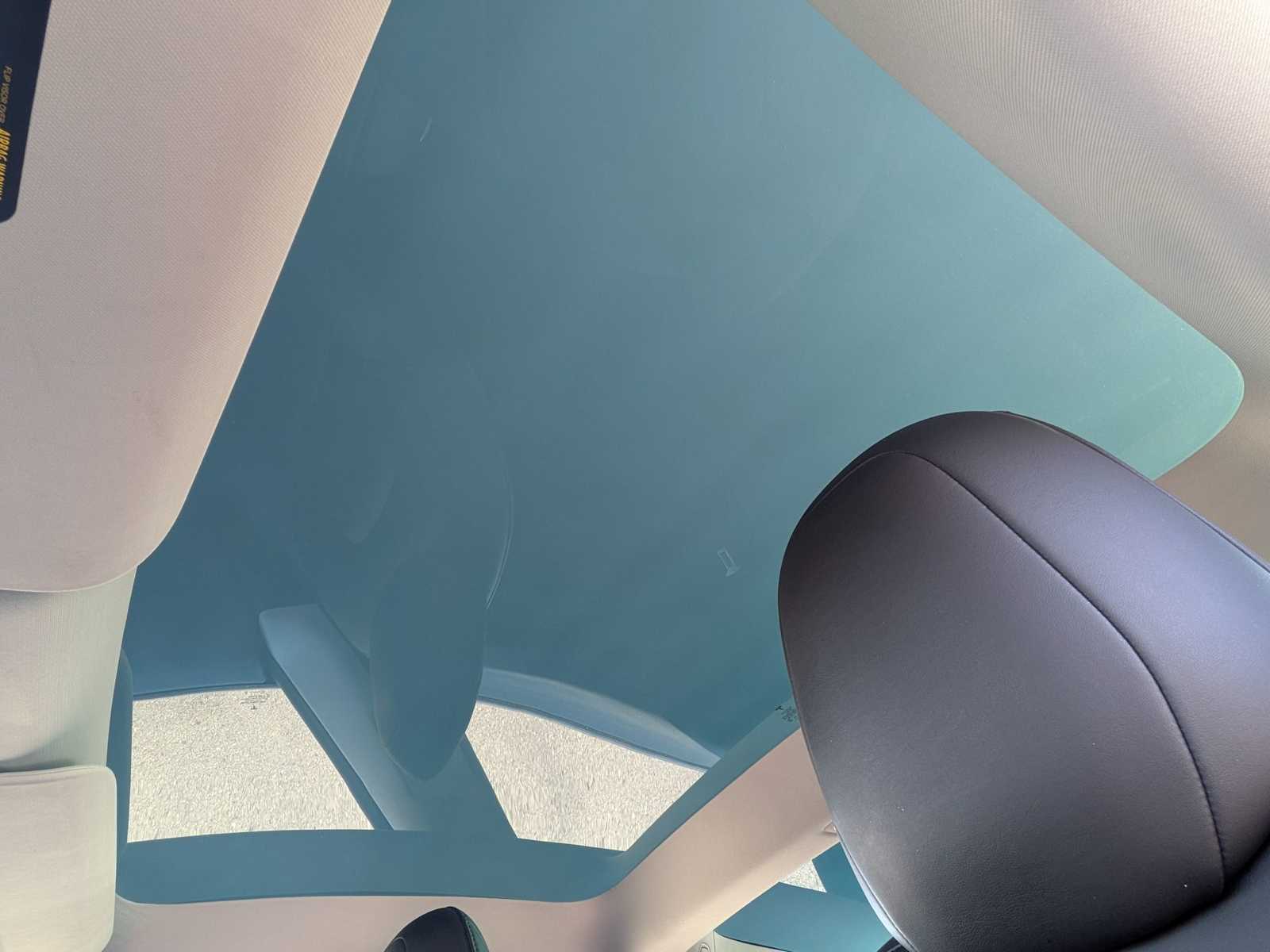 Thumbnail: 2022 Tesla Model 3 - 16