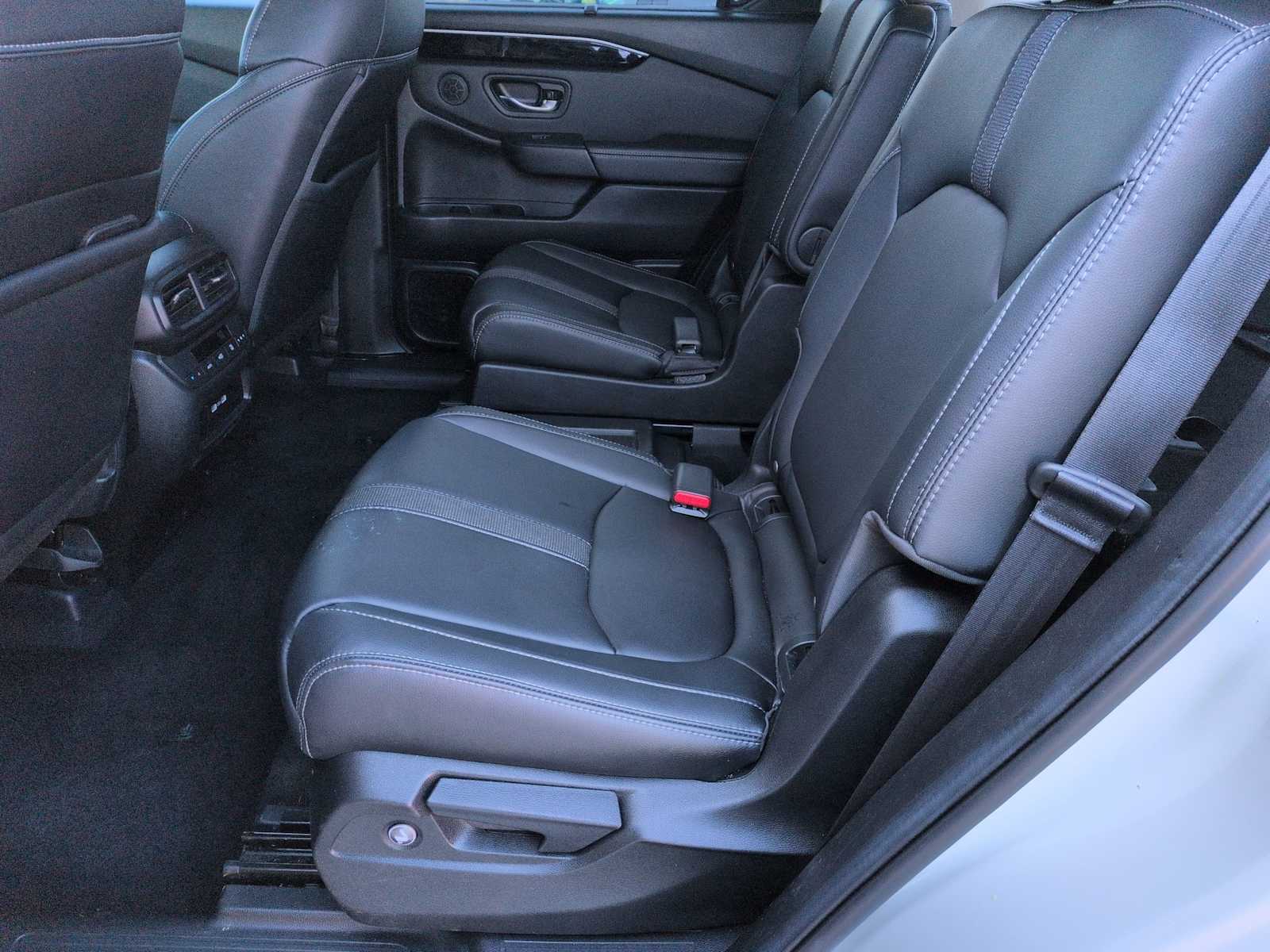 Thumbnail: 2023 Honda Pilot - 19