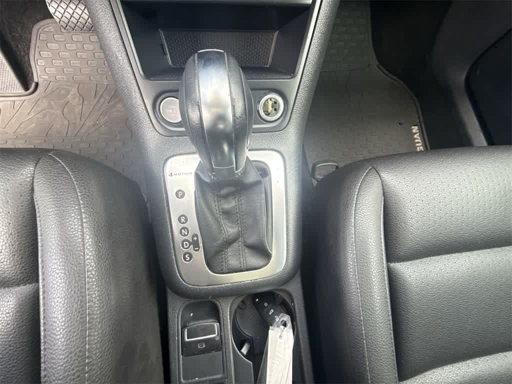 Thumbnail: 2014 Volkswagen Tiguan - 32