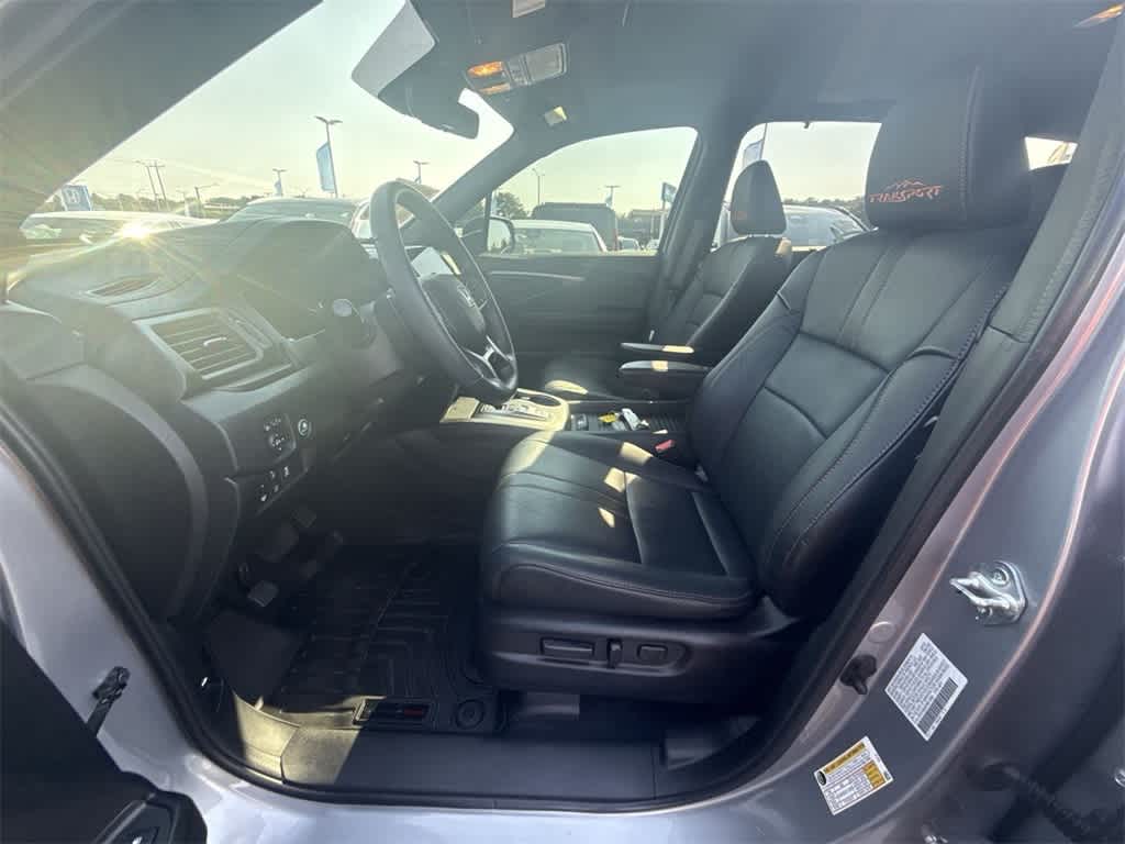 Thumbnail: 2023 Honda Passport - 2