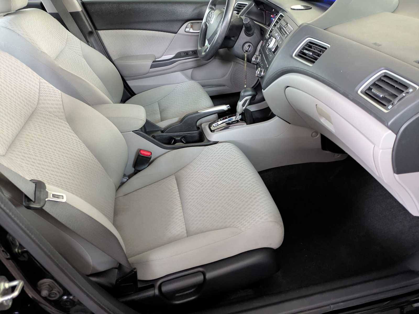 Thumbnail: 2014 Honda Civic - 18