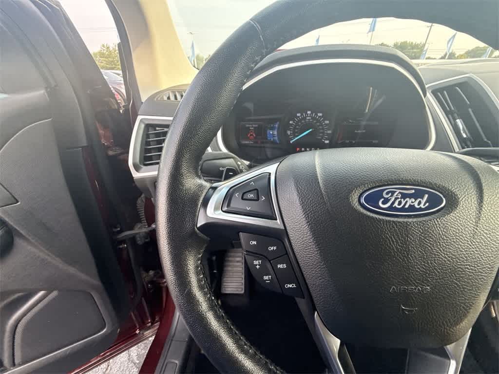 Thumbnail: 2018 Ford Edge - 23