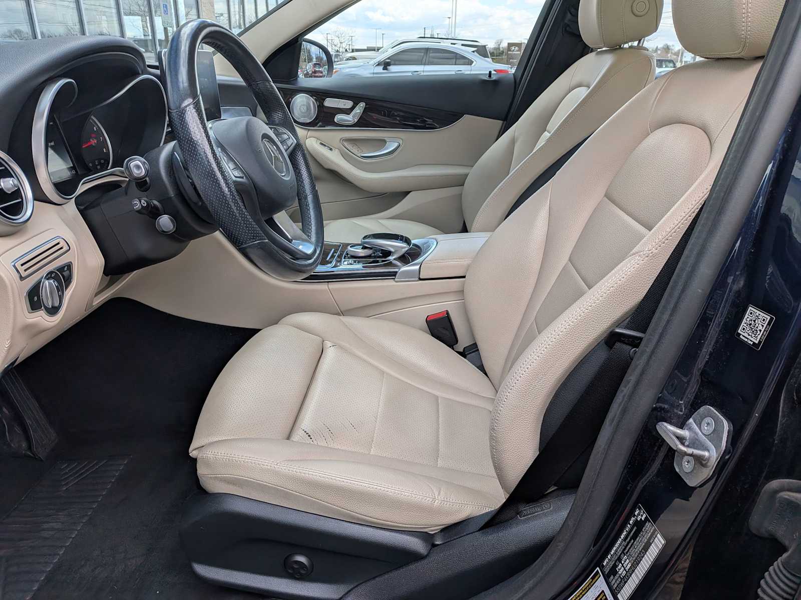 Thumbnail: 2017 Mercedes-Benz C-Class - 15
