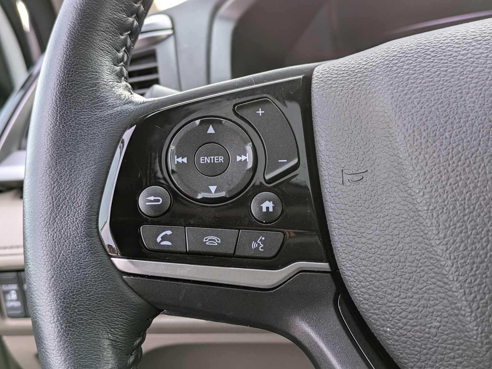 Thumbnail: 2023 Honda Odyssey - 15