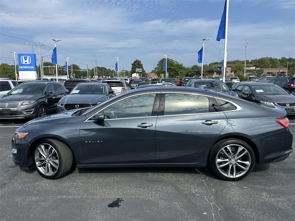 Used 2019 Chevrolet Malibu Premier with VIN 1G1ZE5SX5KF151053 for sale in Waukesha, WI