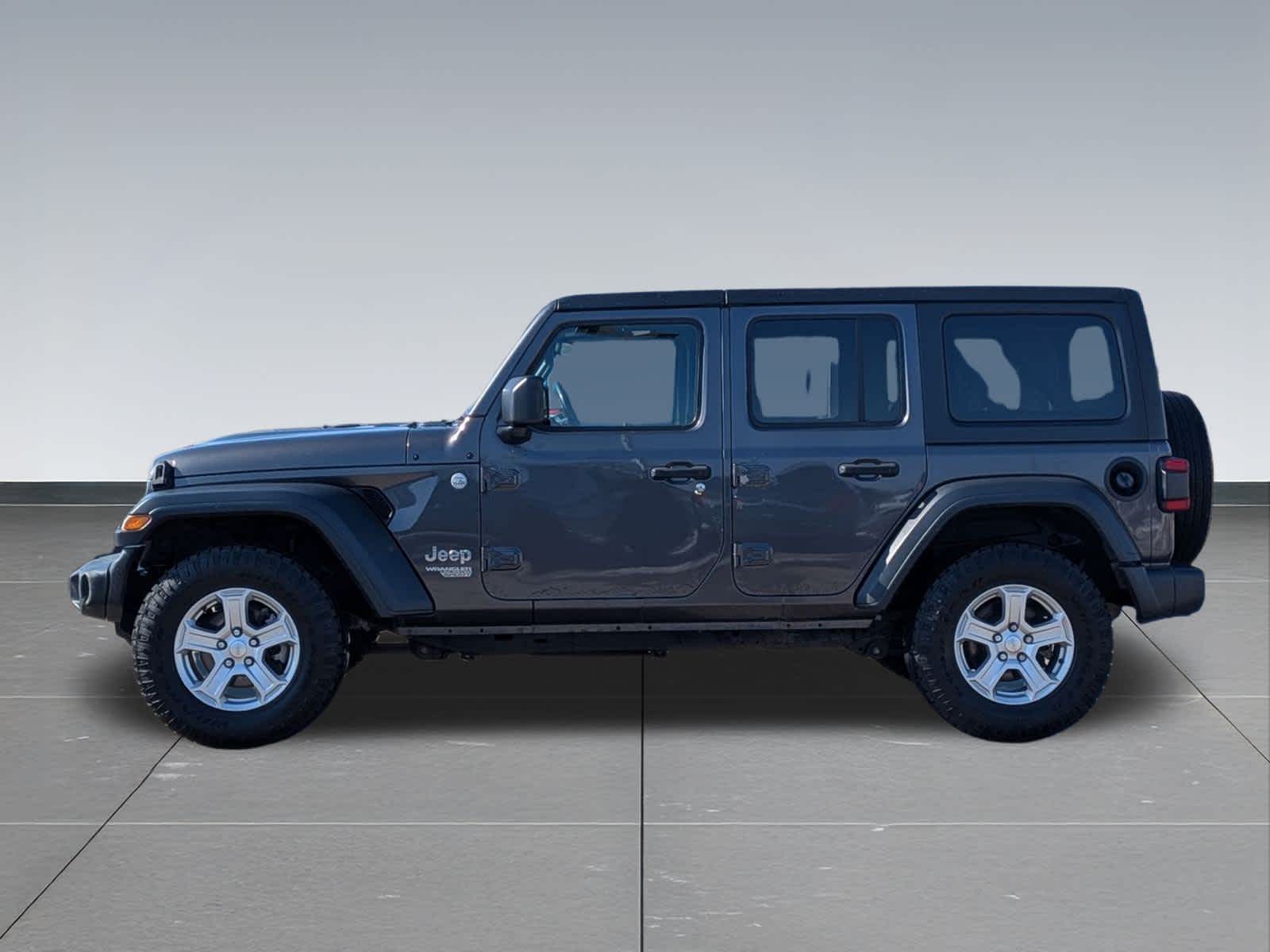 Thumbnail: 2019 Jeep Wrangler - 2