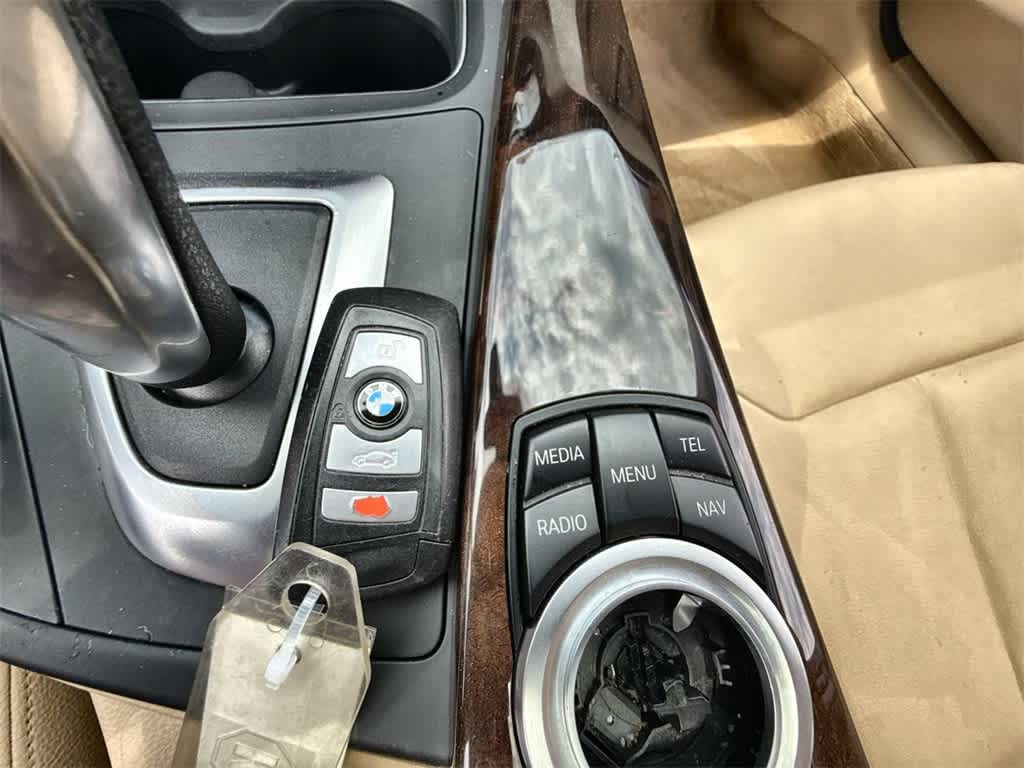 Thumbnail: 2016 BMW 3 Series - 30