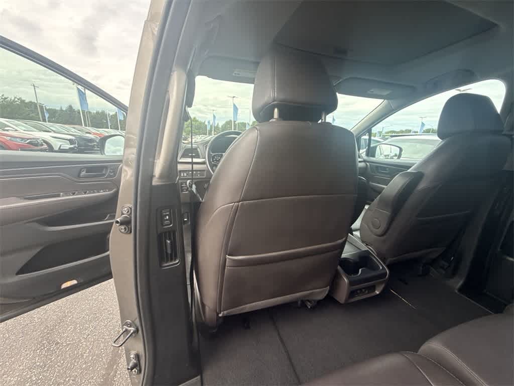 Thumbnail: 2019 Honda Odyssey - 17
