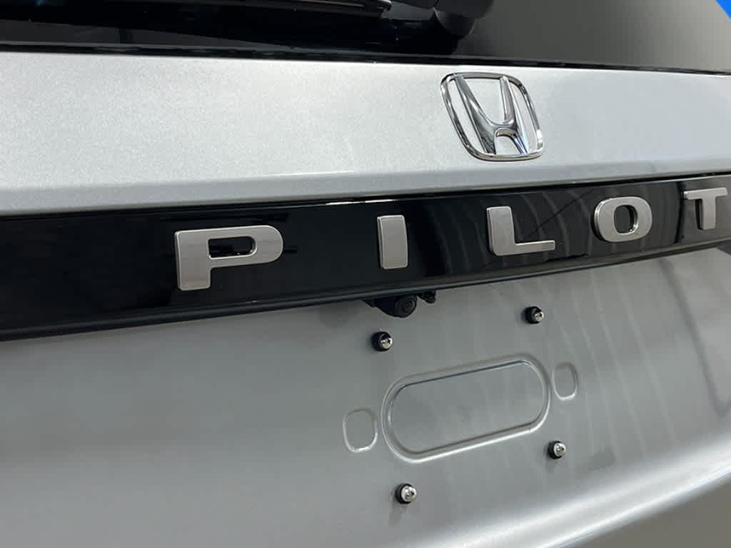 Thumbnail: 2026 Honda Pilot - 6