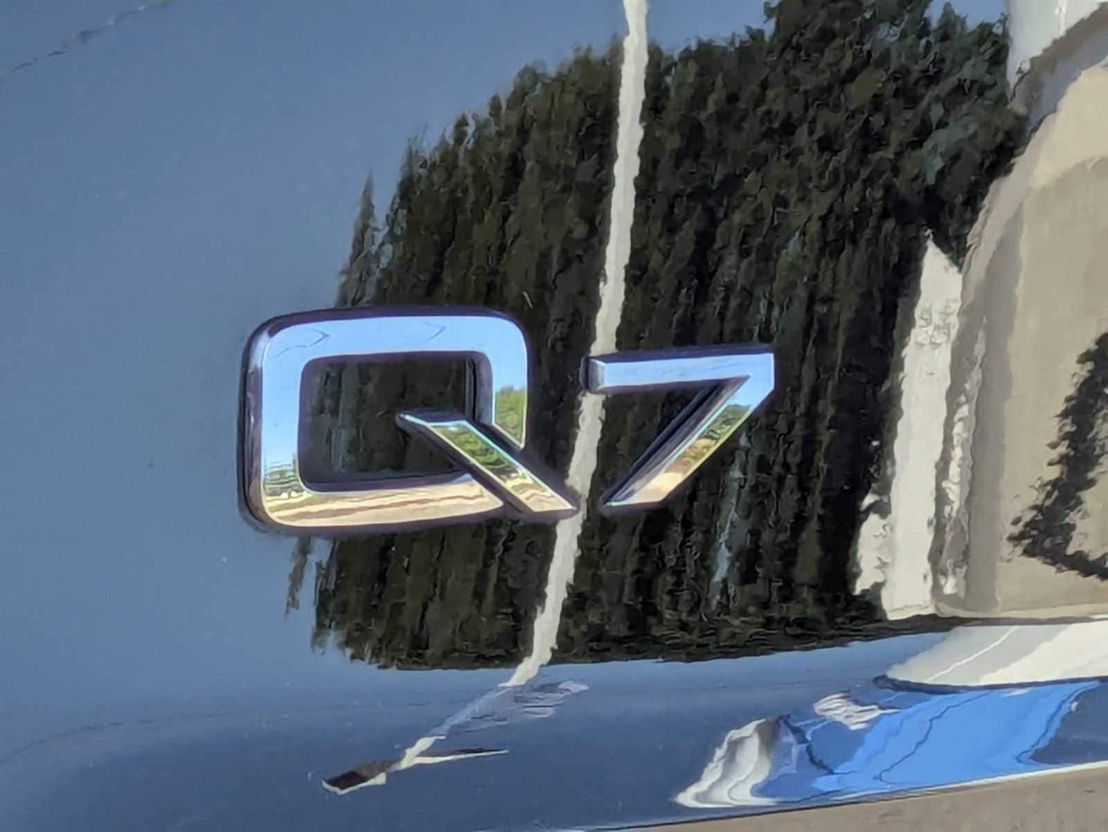 Thumbnail: 2023 Audi Q7 - 12