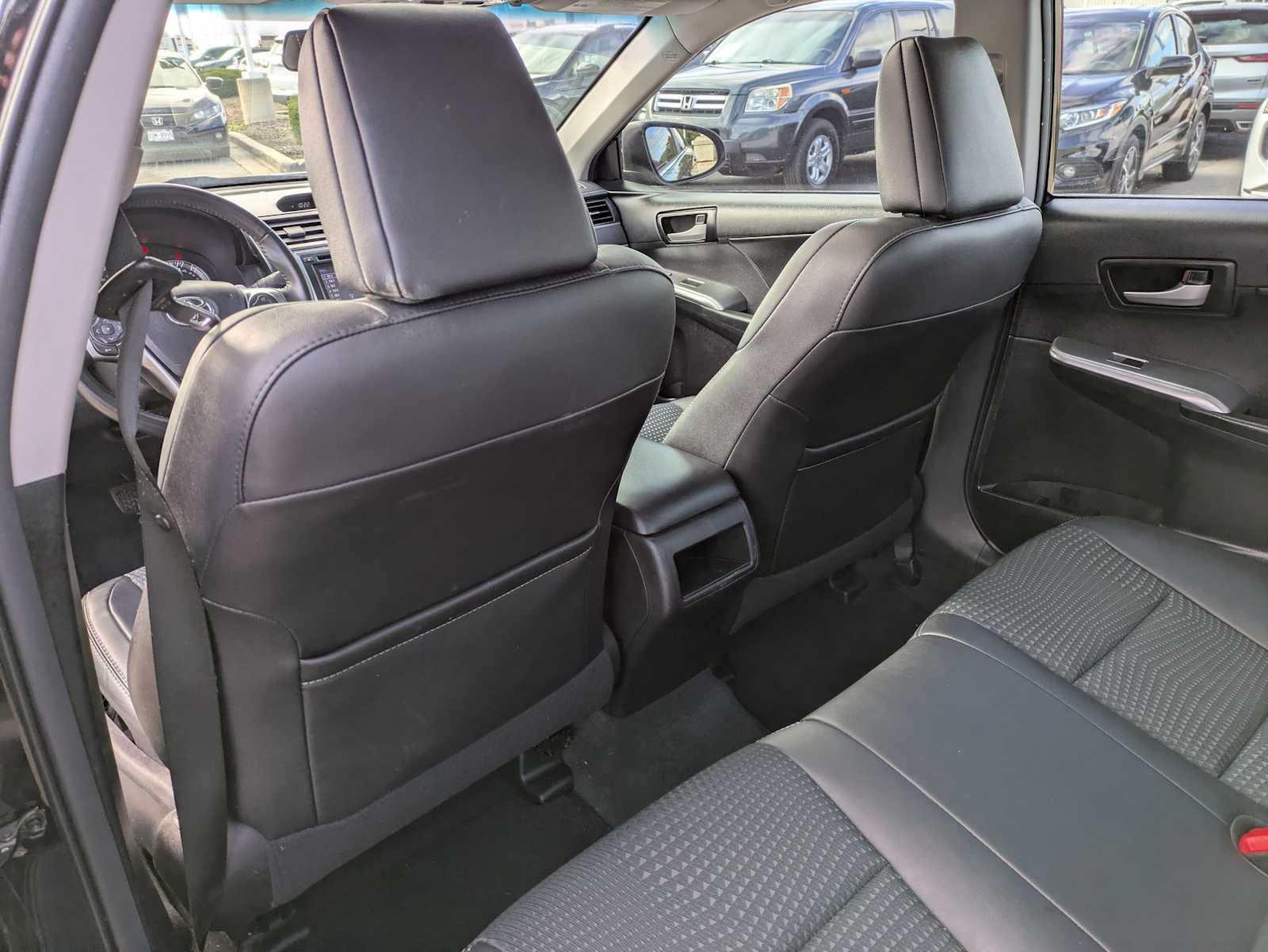 Thumbnail: 2014 Toyota Camry - 17