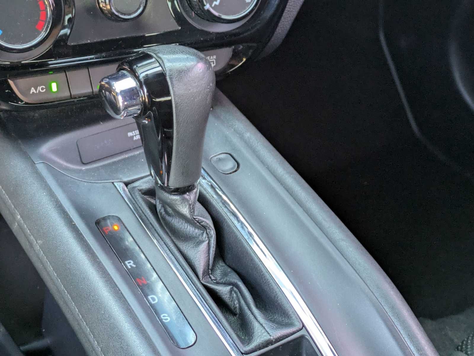 Thumbnail: 2019 Honda HR-V - 27