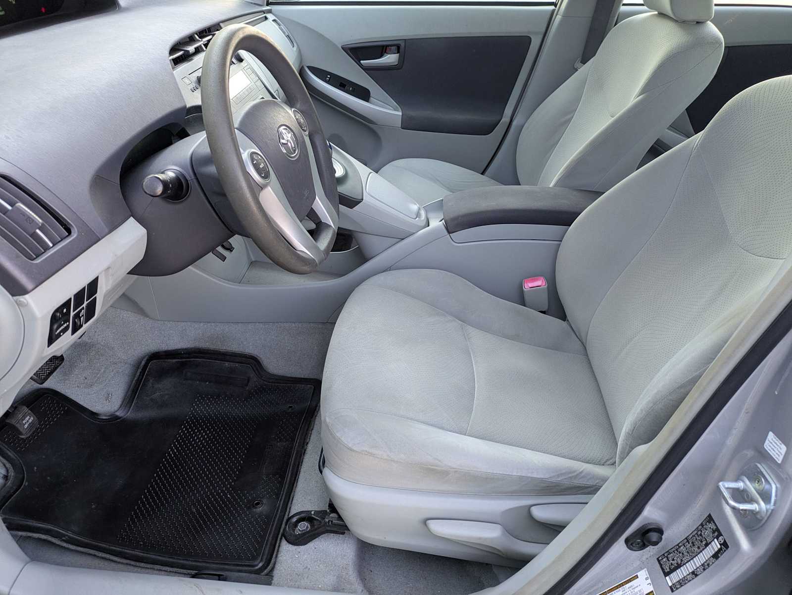 Thumbnail: 2011 Toyota Prius - 15