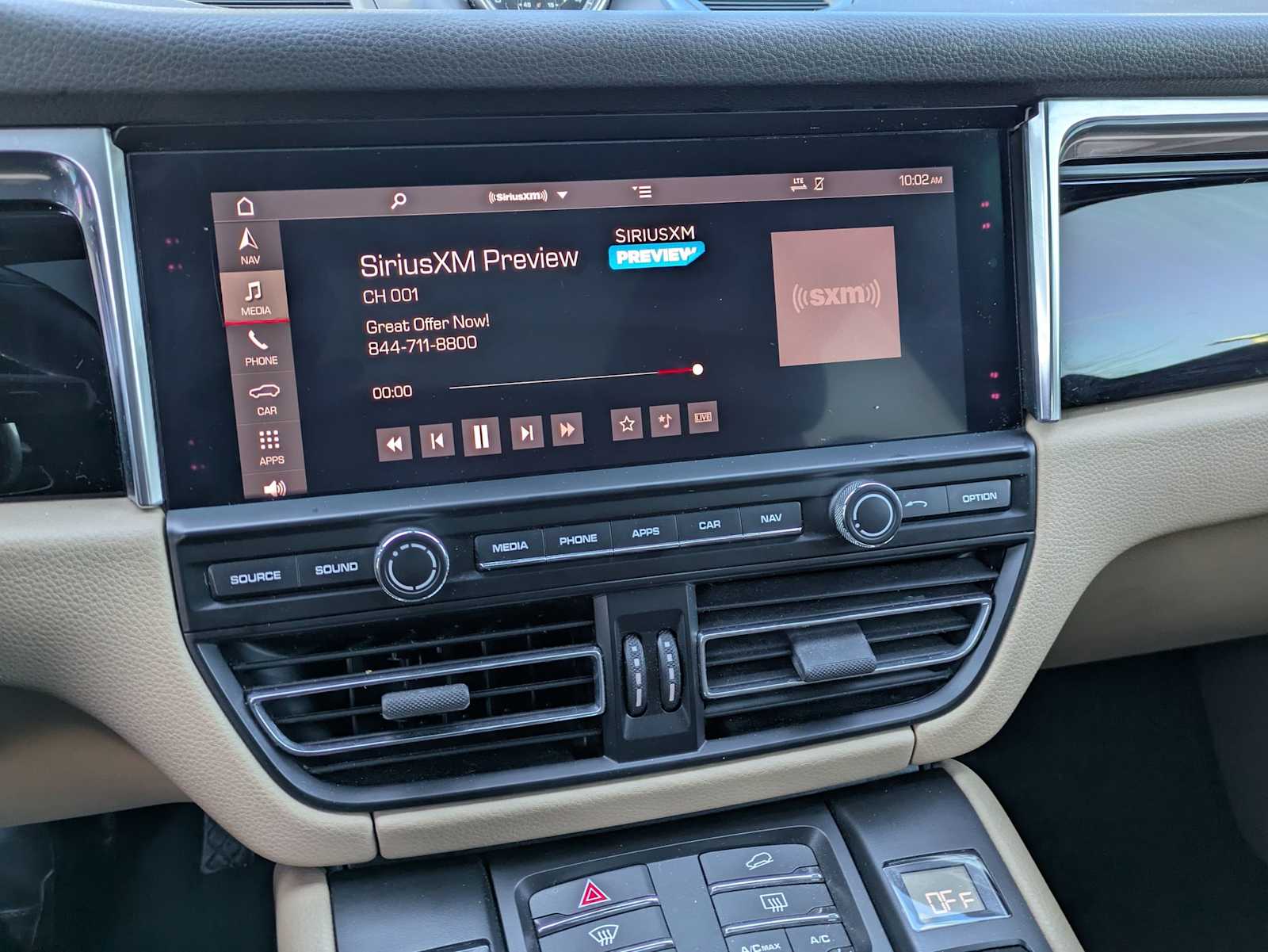 Thumbnail: 2019 Porsche Macan - 28