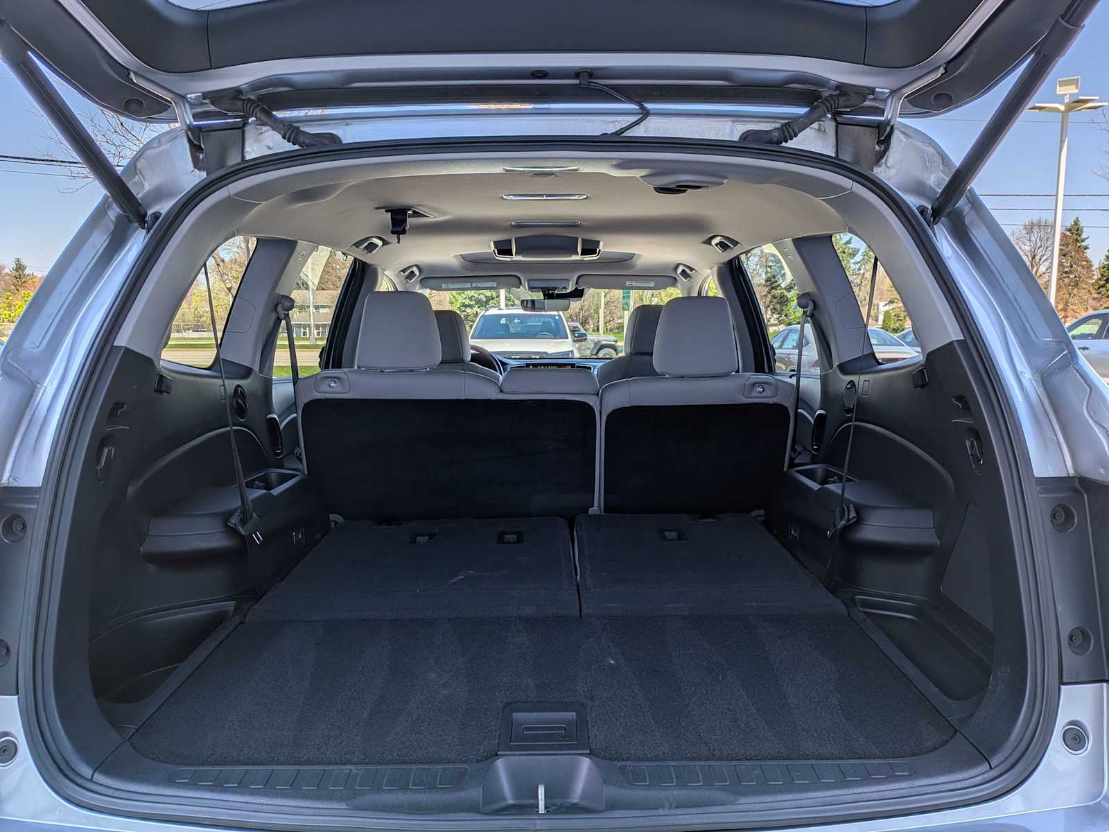 Thumbnail: 2020 Honda Pilot - 31