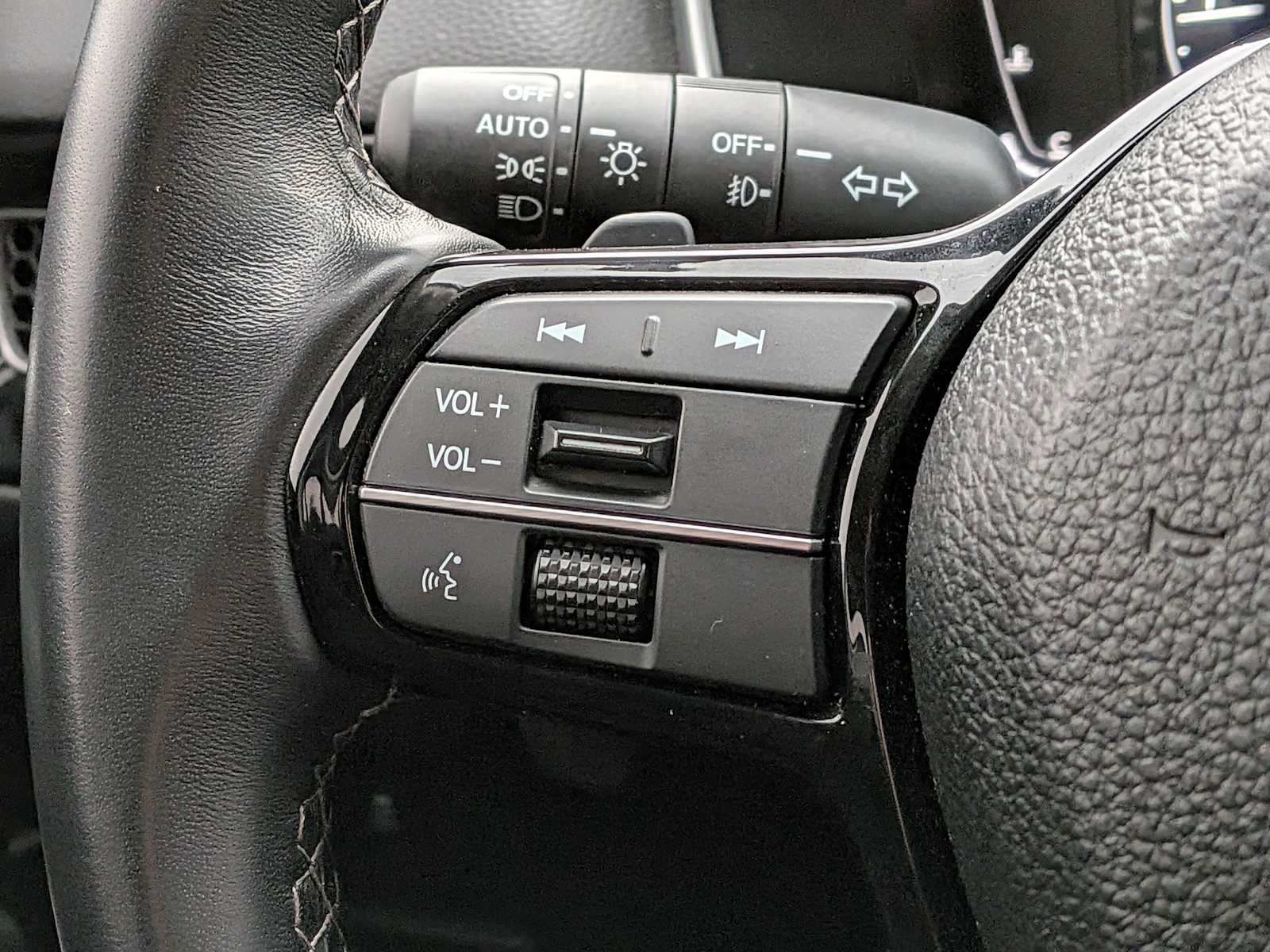 Thumbnail: 2024 Honda Civic - 24