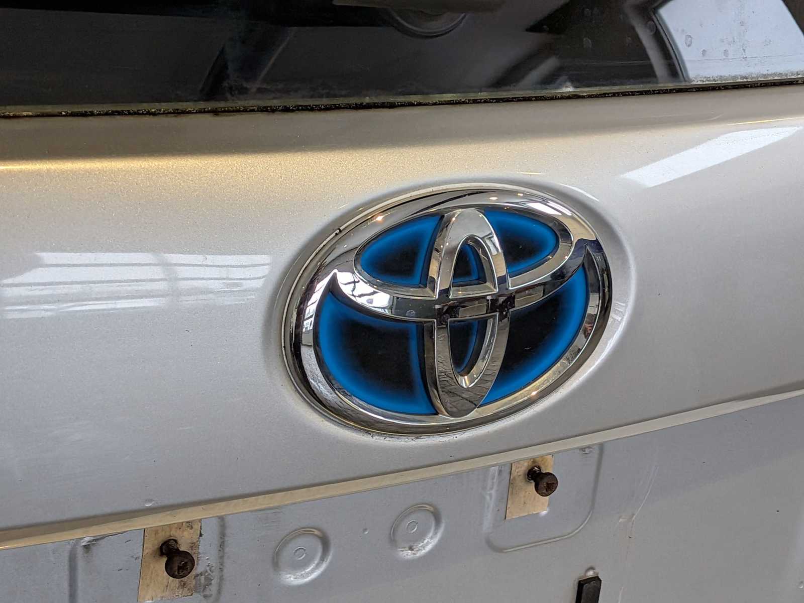 Thumbnail: 2014 Toyota Prius v - 11