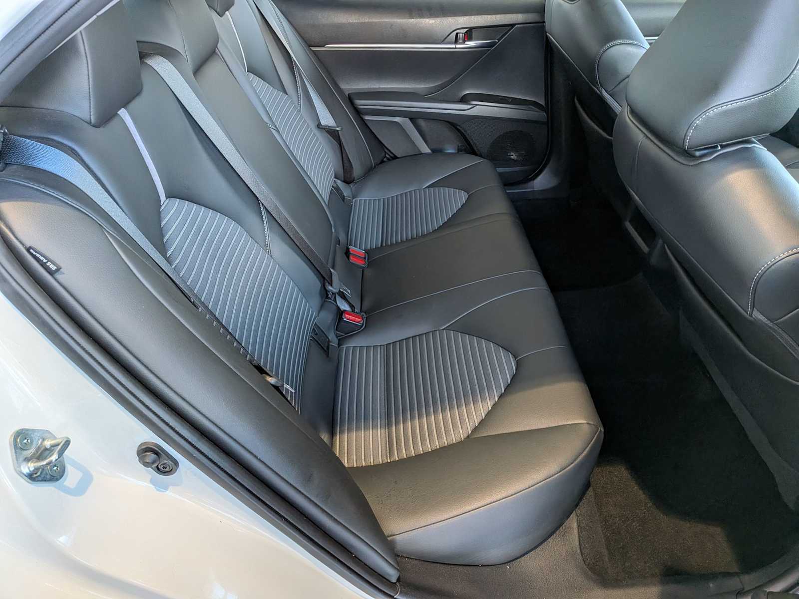 Thumbnail: 2022 Toyota Camry - 20