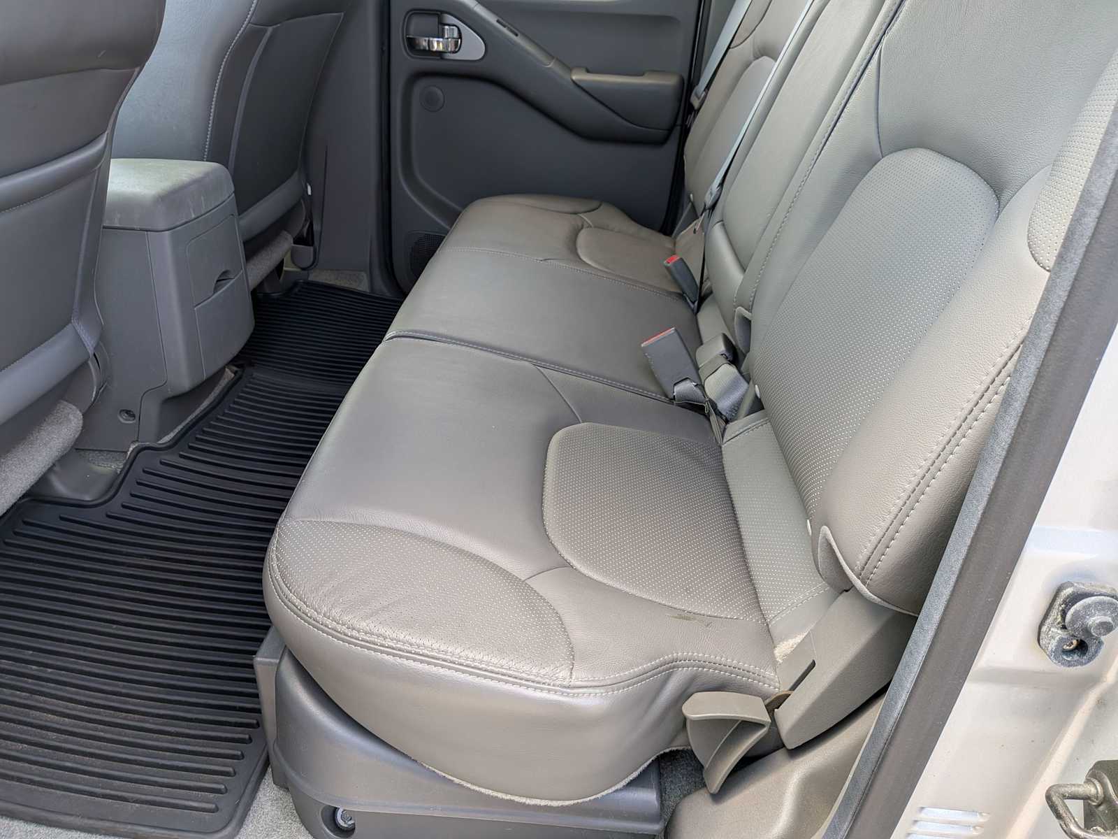 Thumbnail: 2012 Nissan Frontier - 17