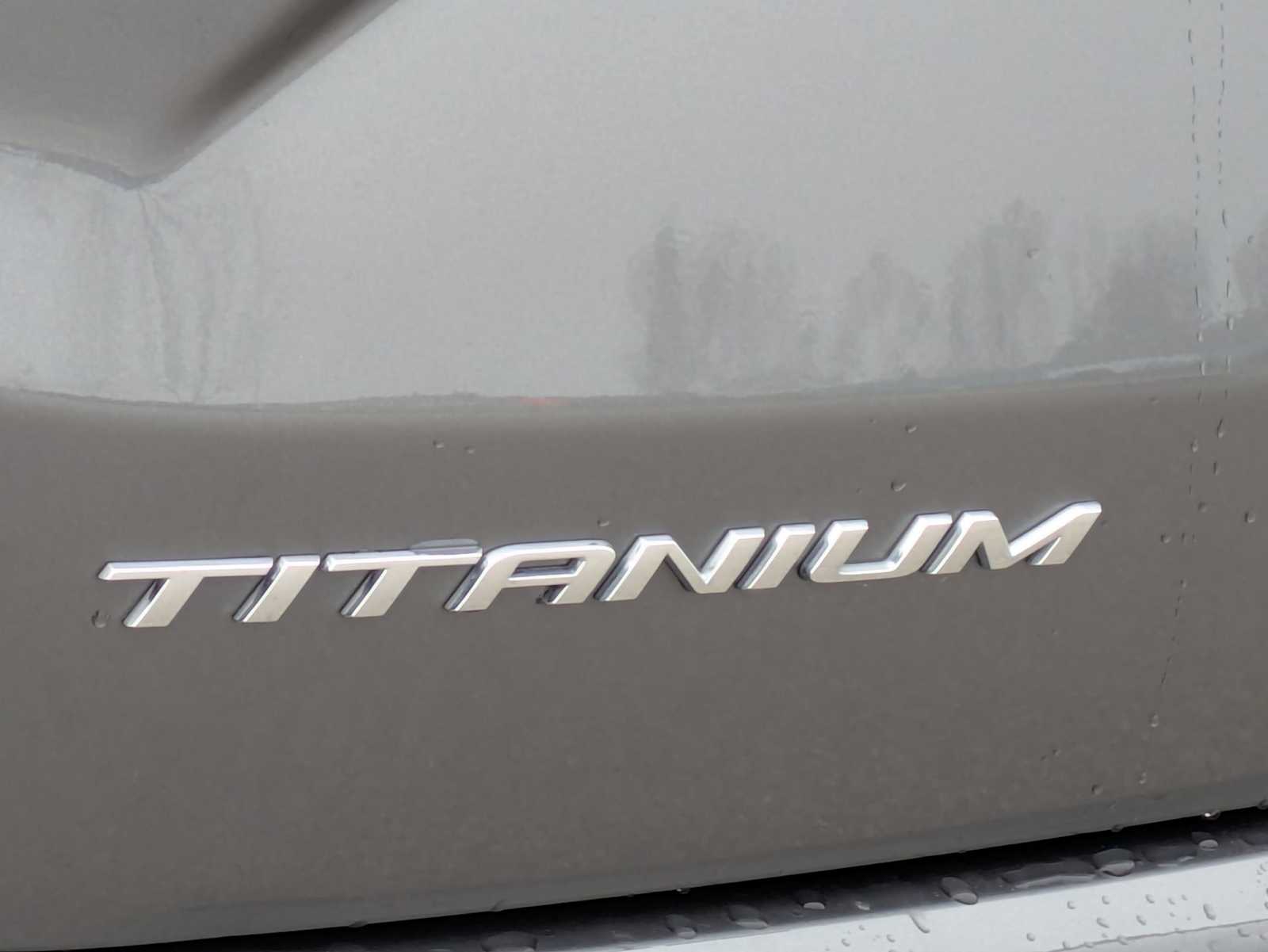 Thumbnail: 2023 Ford Edge - 12