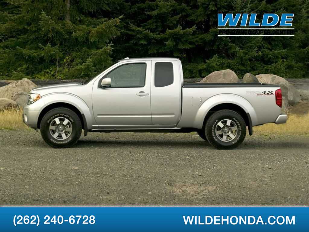 2011 Nissan Frontier SV -
                  Waukesha, WI