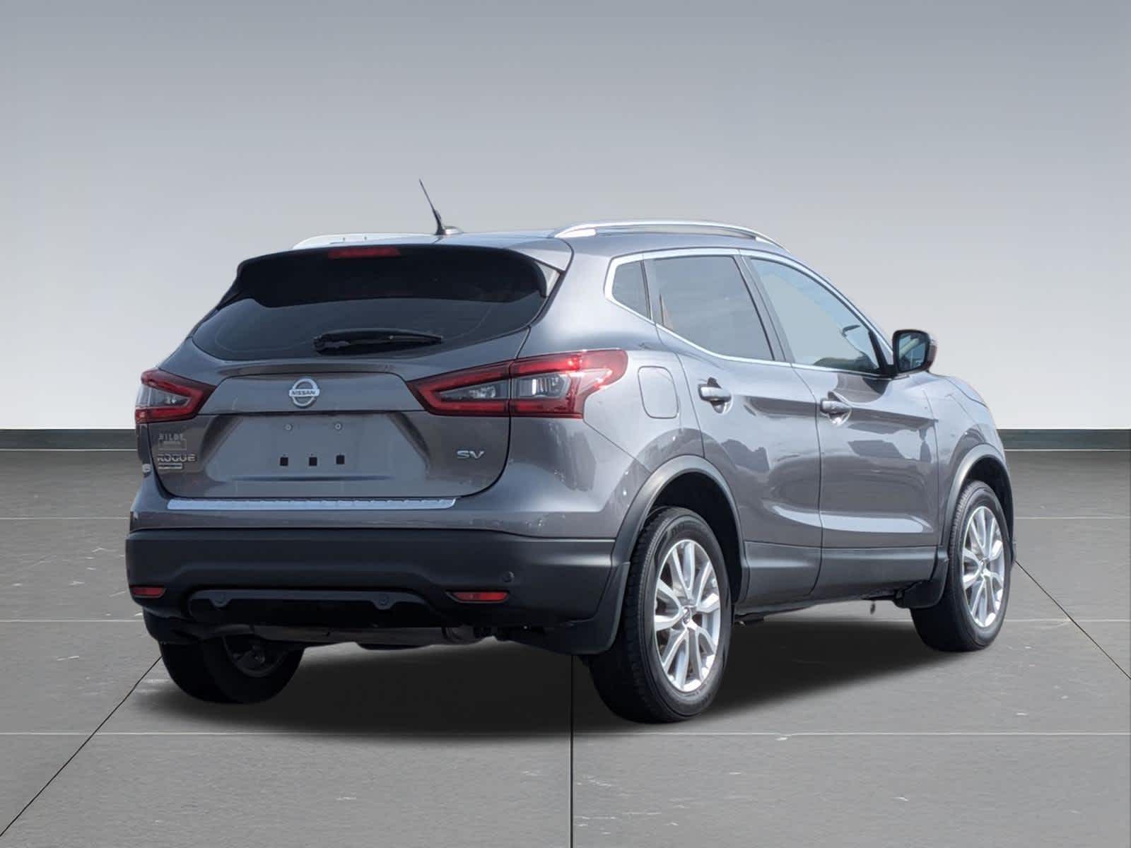 Thumbnail: 2021 Nissan Rogue Sport - 5