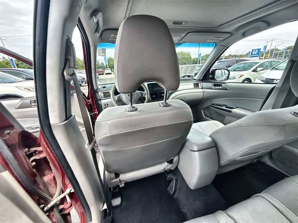 Thumbnail: 2012 Subaru Forester - 17