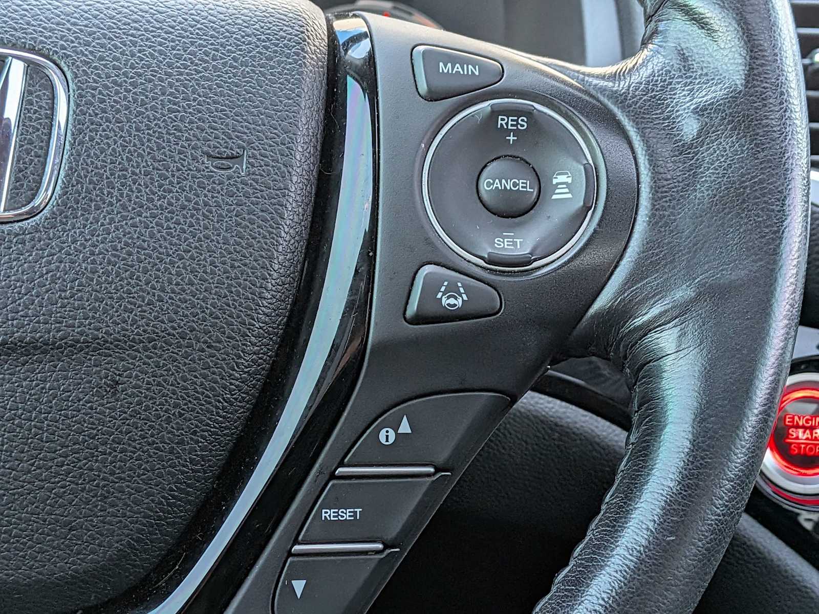 Thumbnail: 2018 Honda Pilot - 24