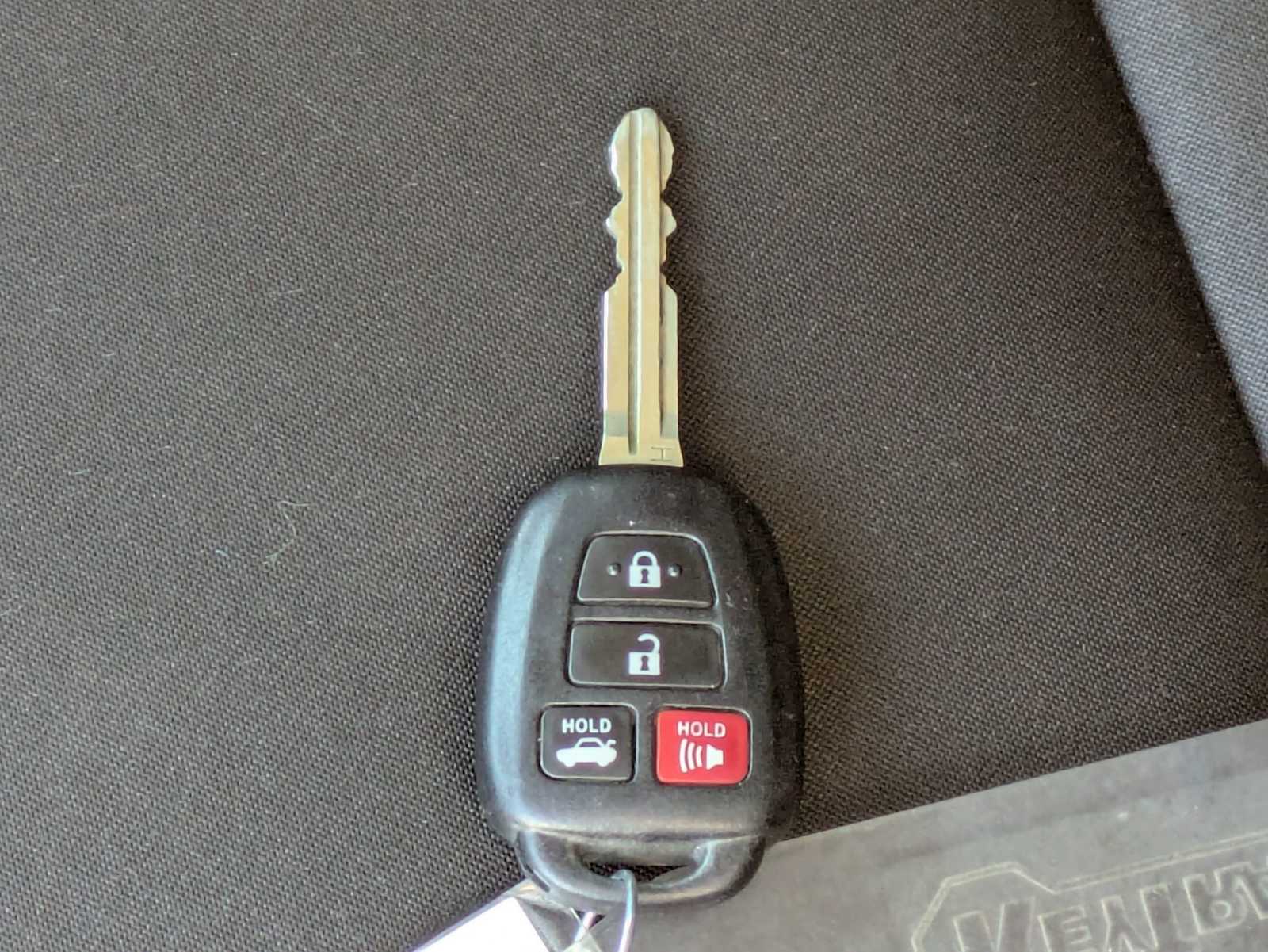 Thumbnail: 2018 Toyota Corolla - 31