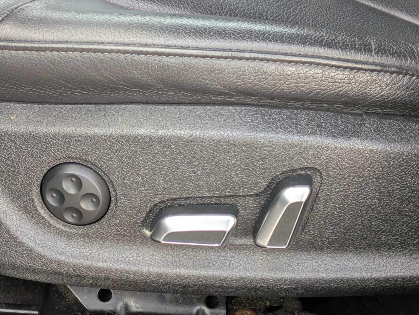 Thumbnail: 2013 Audi A4 - 16