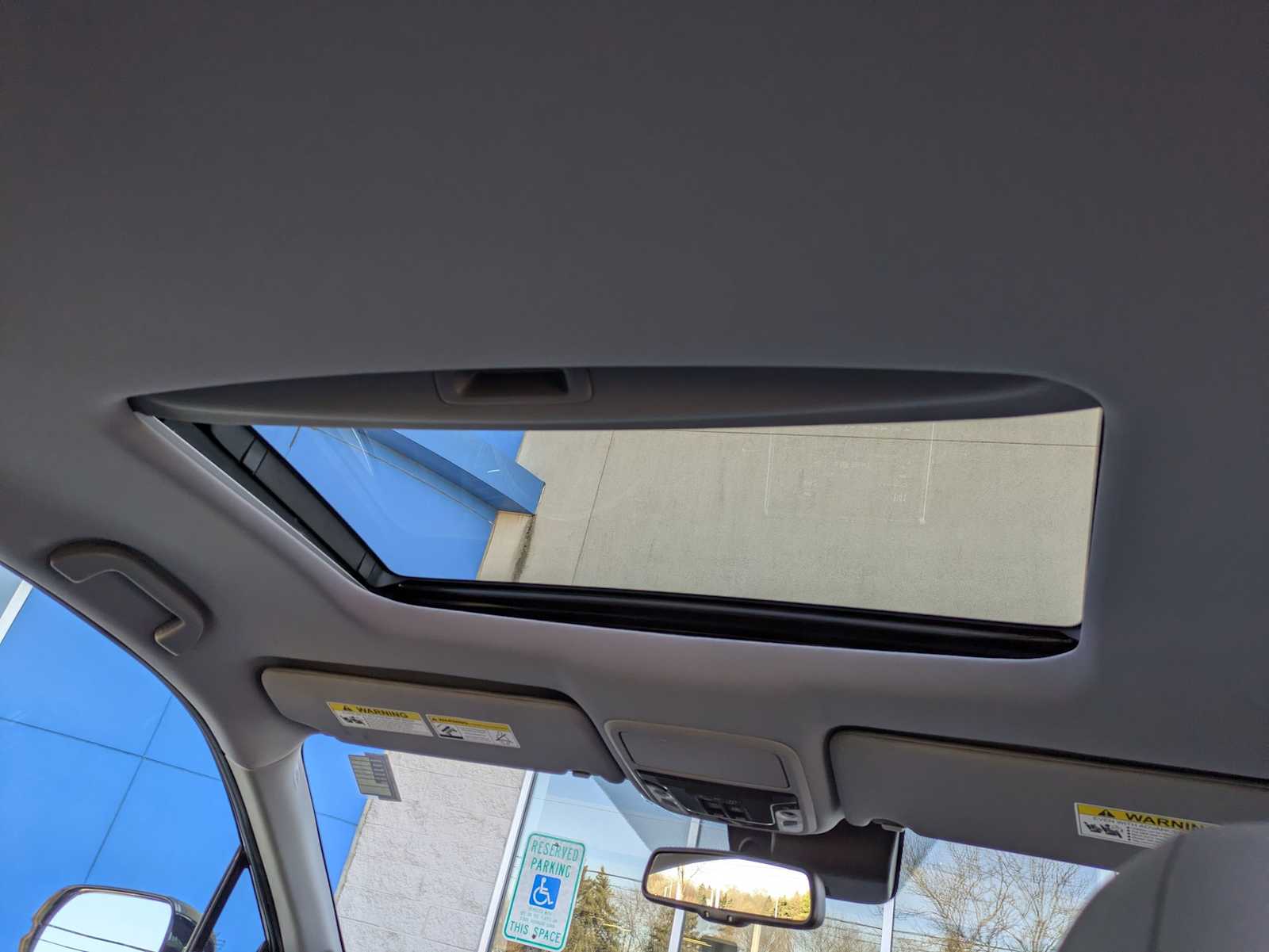 Thumbnail: 2019 Honda Ridgeline - 21