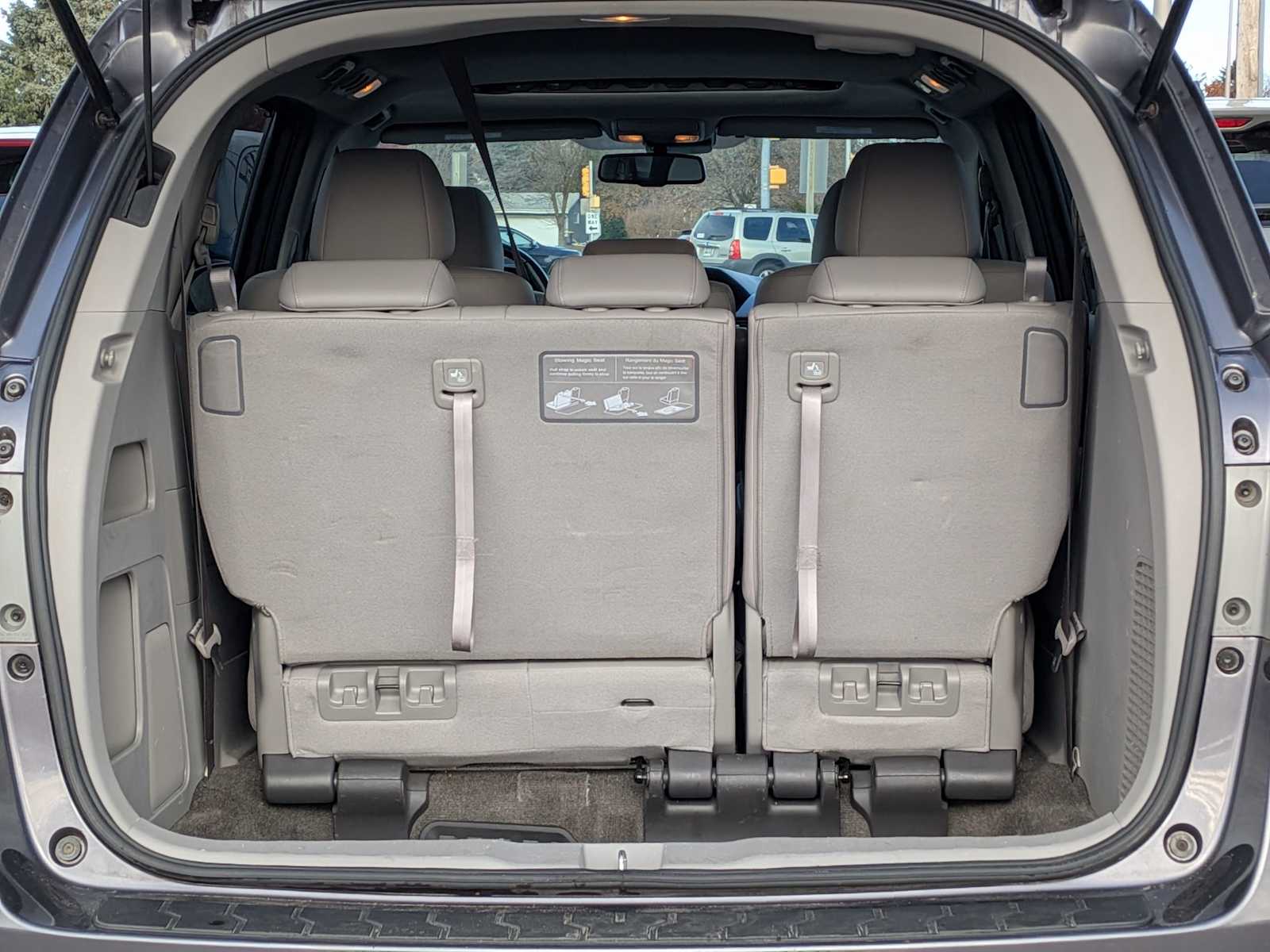 Thumbnail: 2014 Honda Odyssey - 34