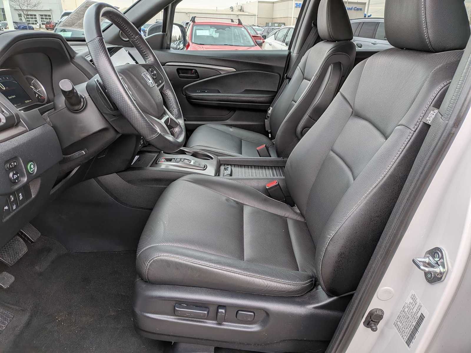 Thumbnail: 2023 Honda Passport - 15