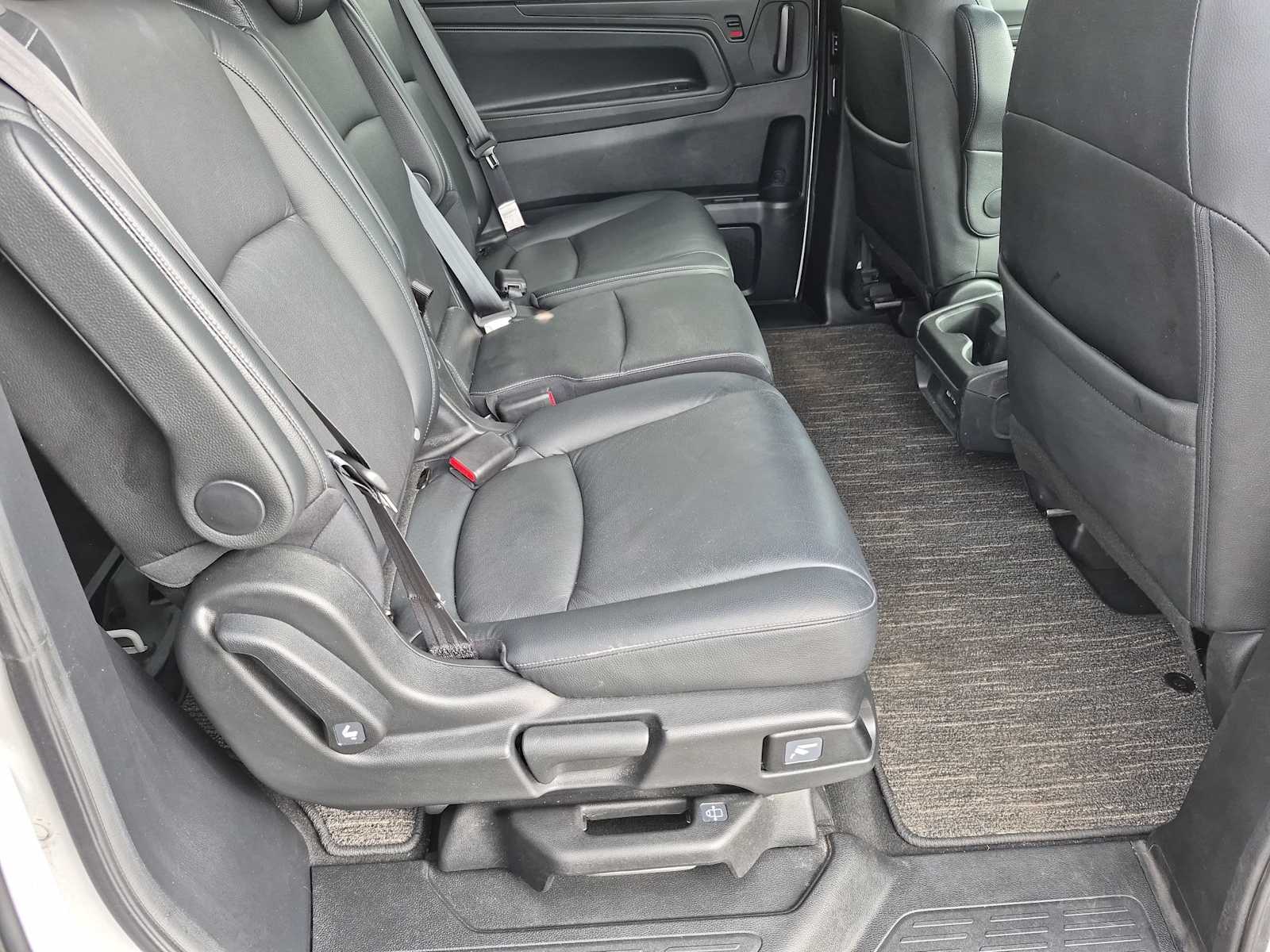 2024 Honda Odyssey EX-L - Photo 21