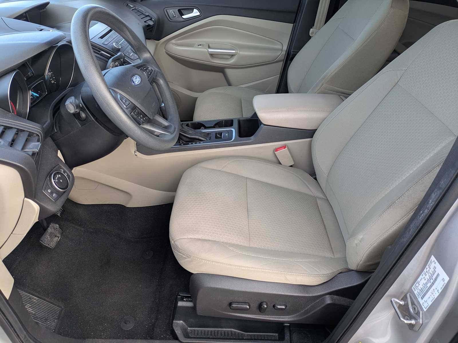 Thumbnail: 2017 Ford Escape - 15