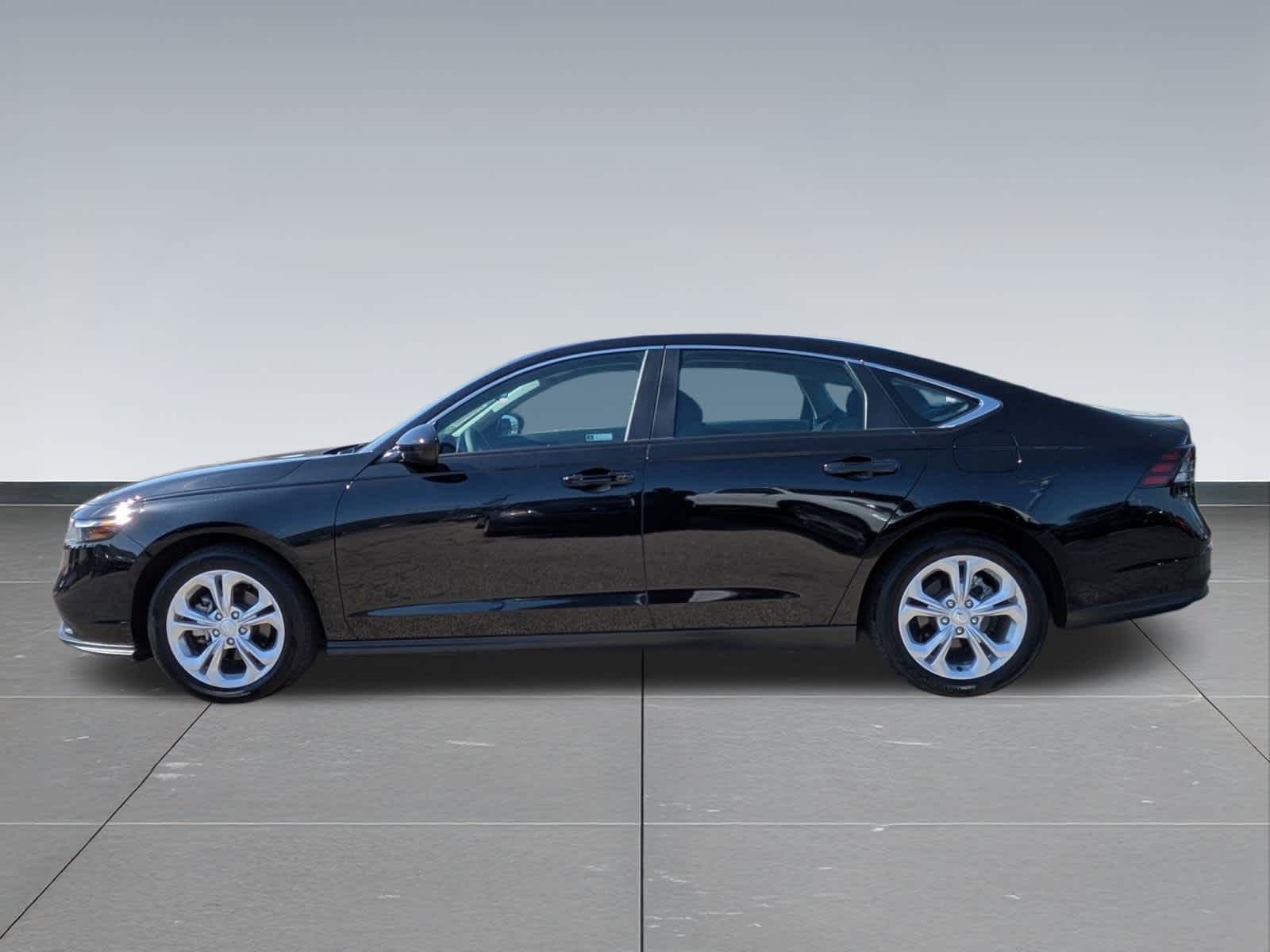 2023 Honda Accord LX photo 3