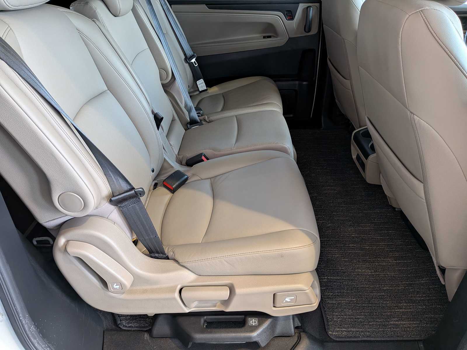 Thumbnail: 2023 Honda Odyssey - 19