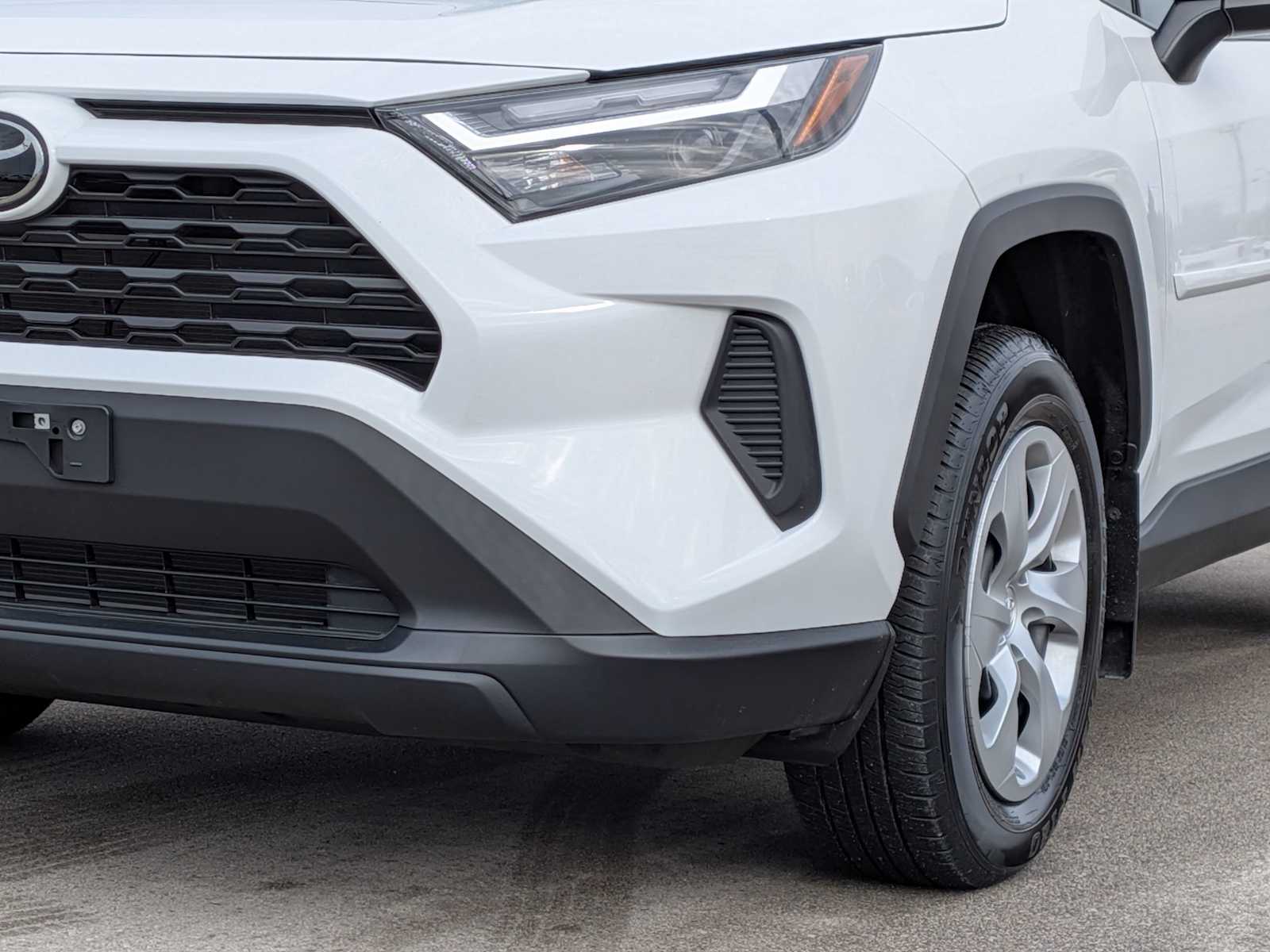 Thumbnail: 2023 Toyota RAV4 - 10