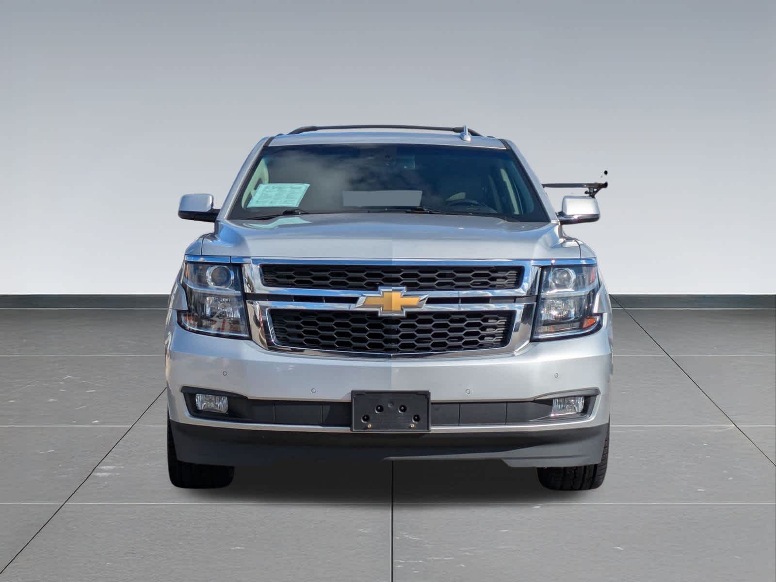 Thumbnail: 2019 Chevrolet Suburban - 9
