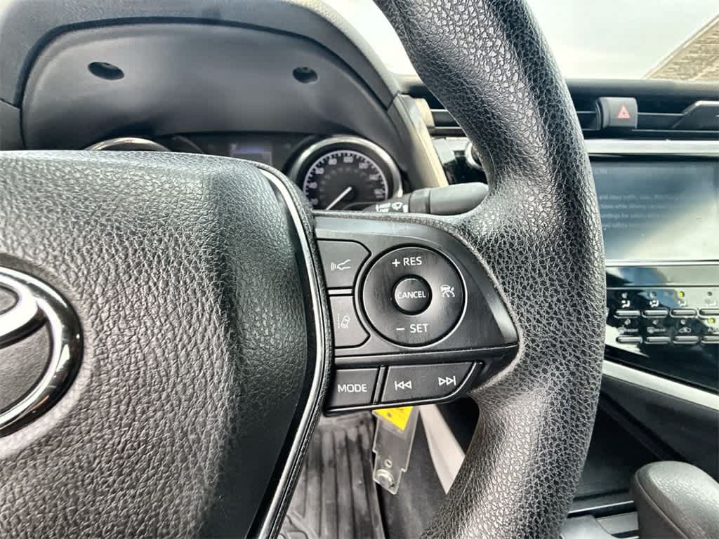 2019 Toyota Camry LE 22