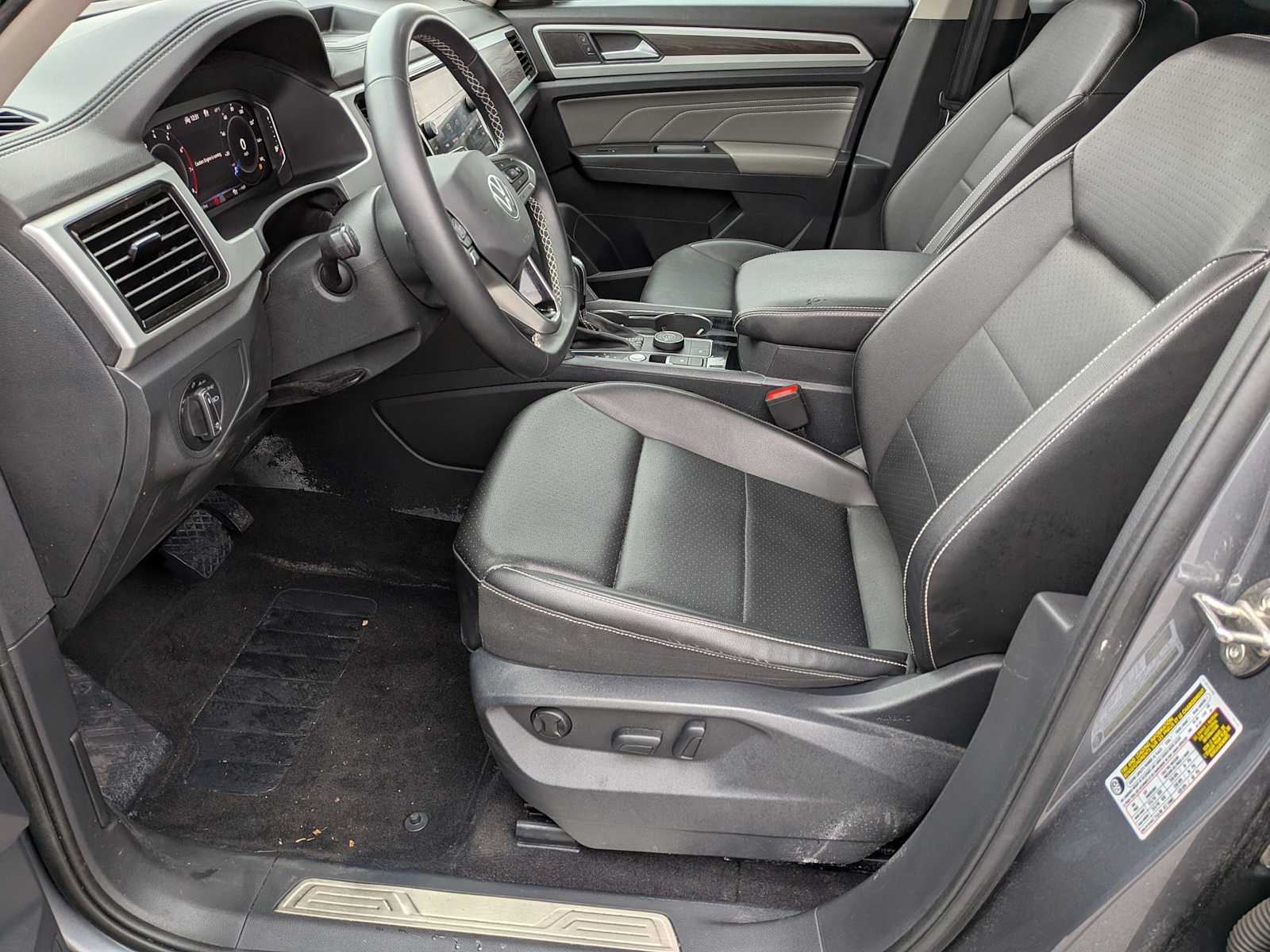 Thumbnail: 2022 Volkswagen Atlas - 15