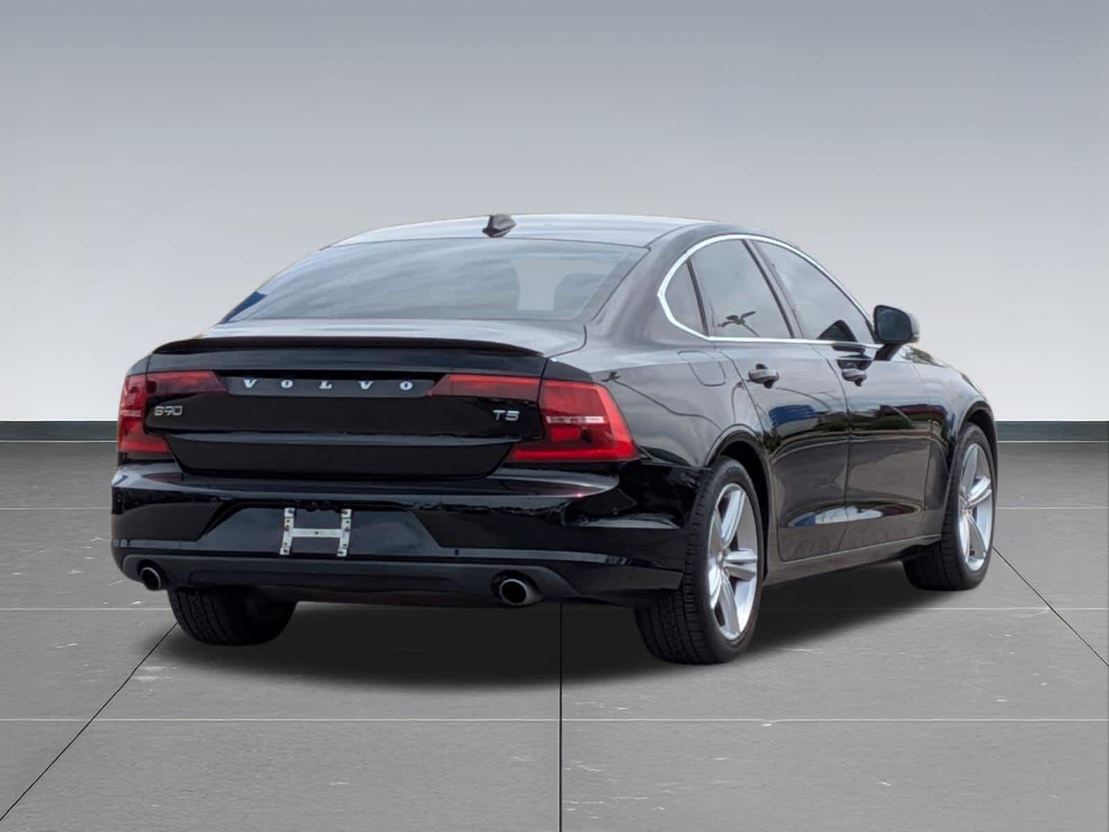 Thumbnail: 2017 Volvo S90 - 5
